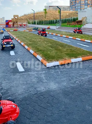 Özel Atakent Harikalar Diyarı Çocuk Üniversitesi Anaokulu