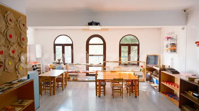 Özel Bahariye Montessori Anaokulu