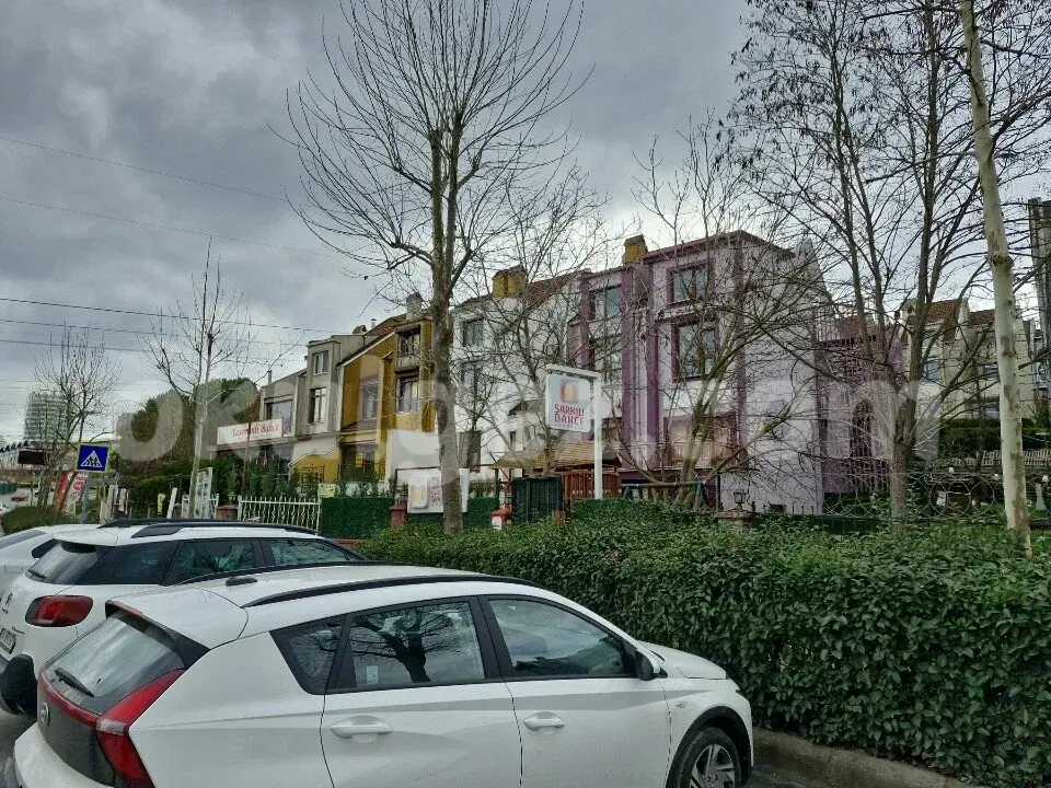 Özel Bahçeşehir Neslin Değişen Sesi Okulları Anaokulu