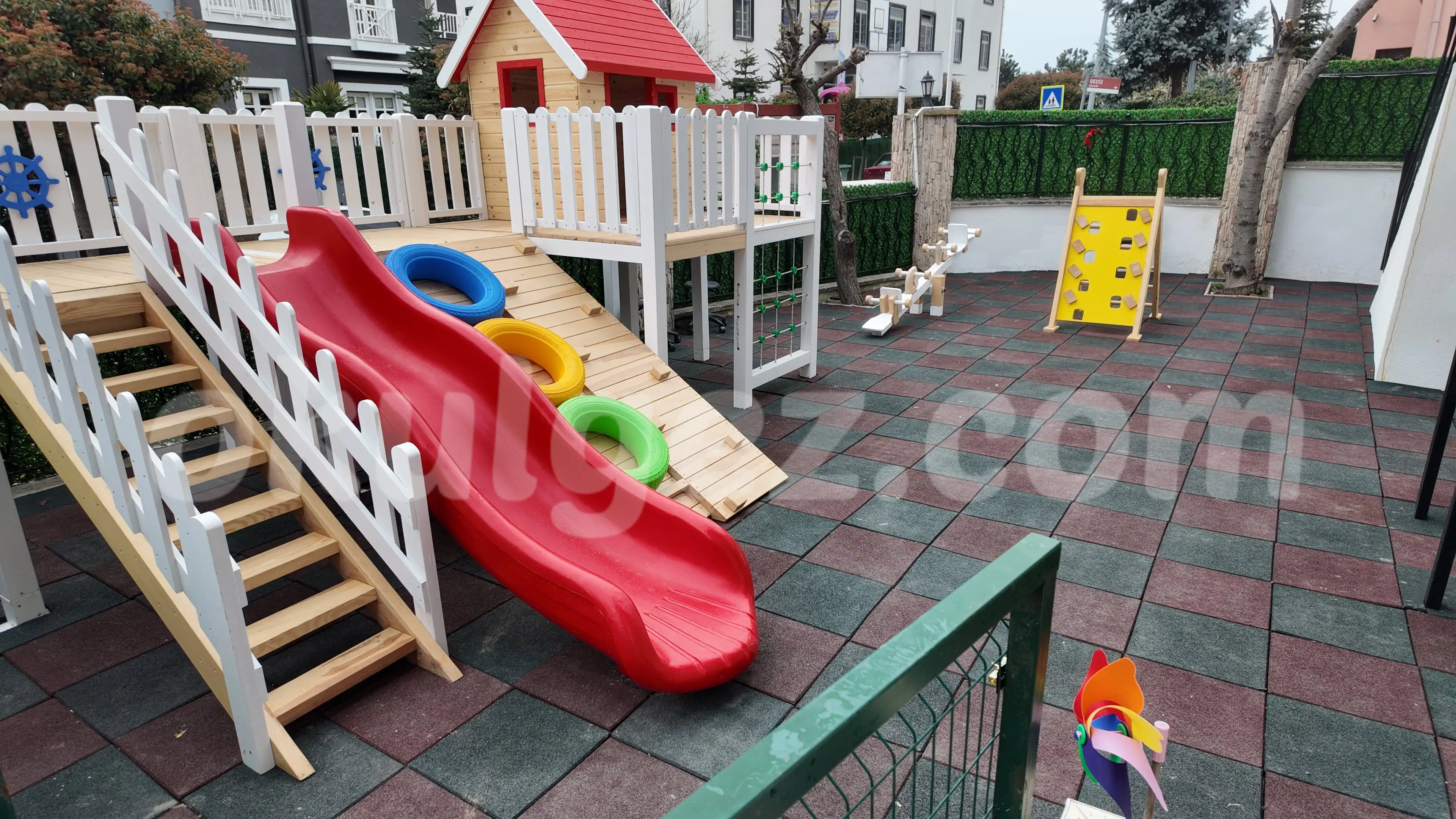 Özel Bahçeşehir Uçan Balon Anaokulu