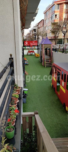 Özel Beyaz Papatya Gündüz Bakımevi