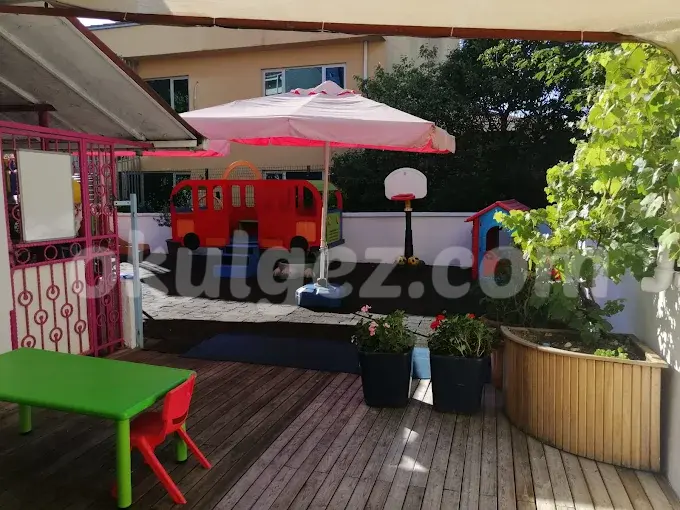 Özel Büyüyen Adımlar Anaokulu