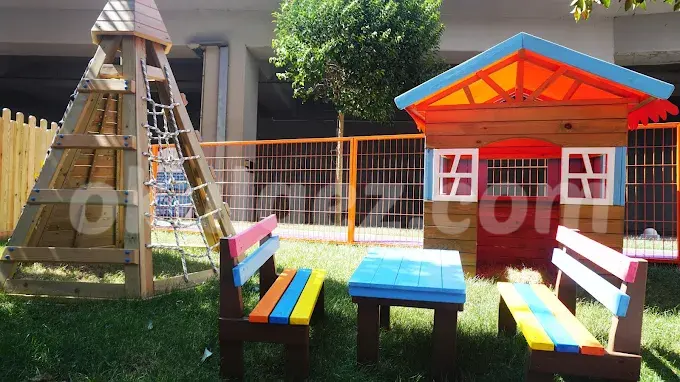 Özel Dünya Çocuk Akademisi