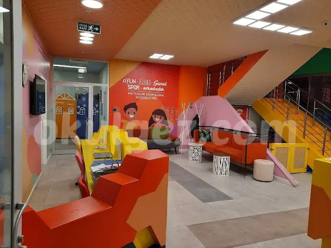 Özel Dünya Çocuk Akademisi