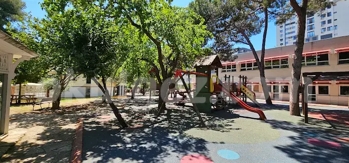 Özel FMV Işık Okulları Erenköy Anaokulu