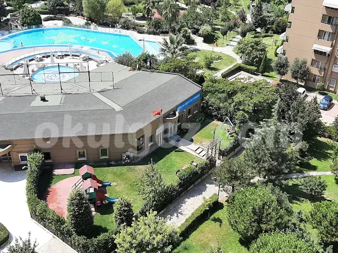 Özel Halkalı Küçük Şeyler Anaokulu