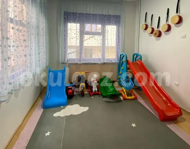 Özel İpek Gündüz Bakım Evi