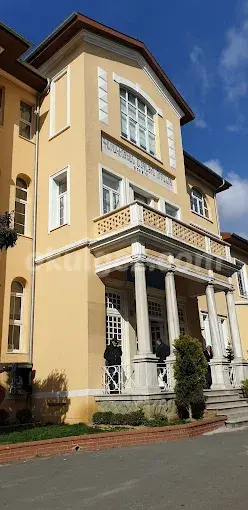 Özel Karagözyan Ermeni Anaokulu