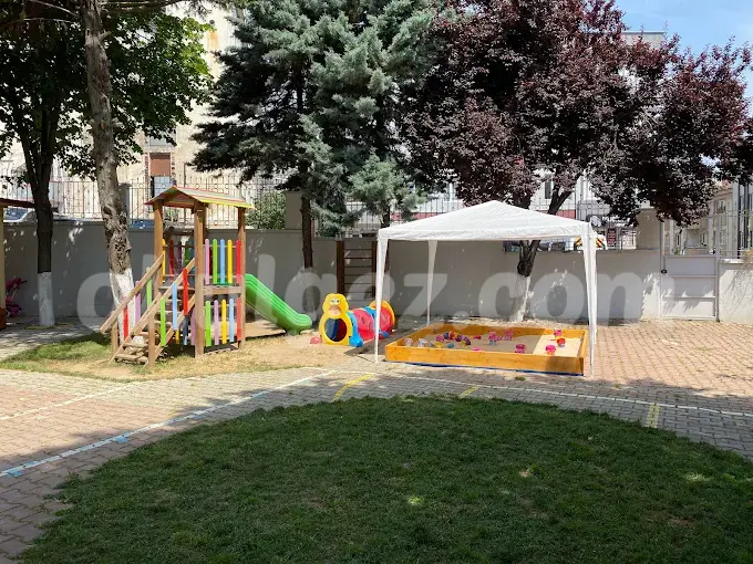Özel Kika Kardelenler International Kids Academy Anaokulu