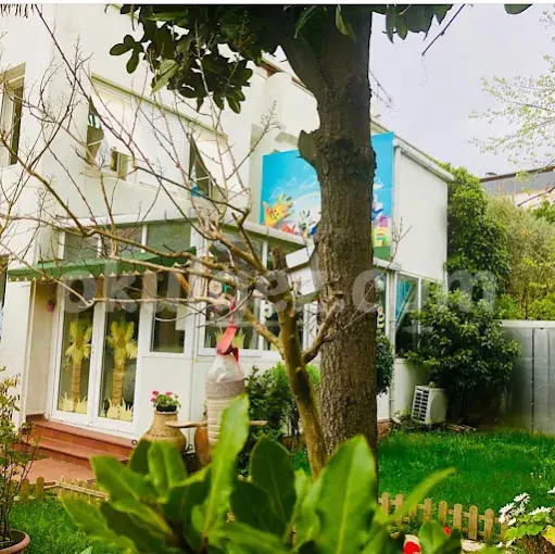 Özel Küçükyalı Elma Ağacı Anaokulu