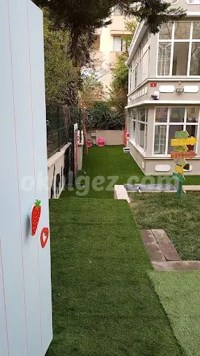 Özel Merdivenköy Çilek Ağacı Anaokulu