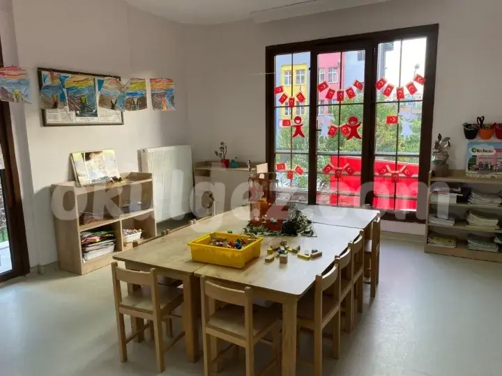 Özel Merdivenköy Çilek Ağacı Anaokulu