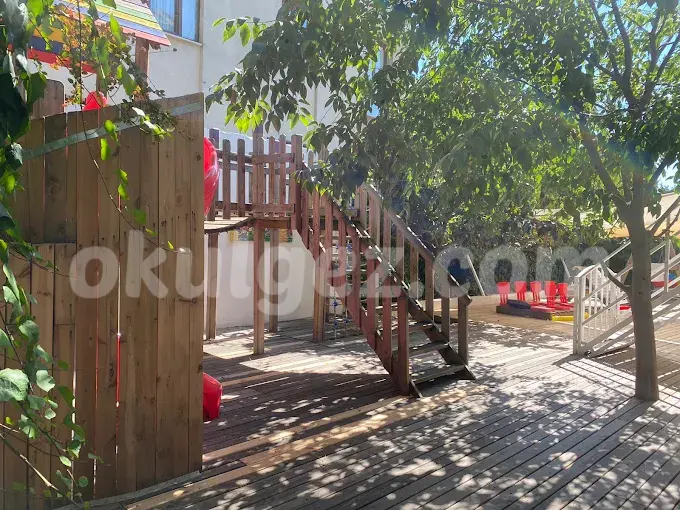 Özel Meşe Palamudu Çocuk Evi