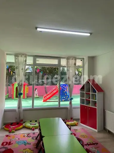 Özel Neşeli Düşler Anaokulu