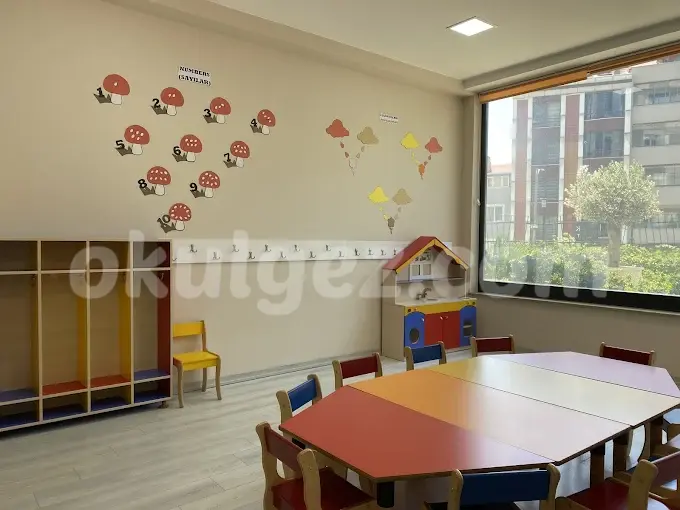 Özel Özgür Çocuk Anaokulu