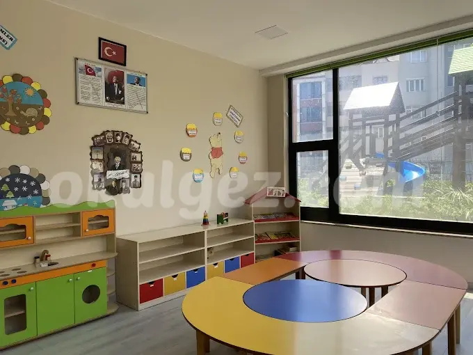 Özel Özgür Çocuk Anaokulu