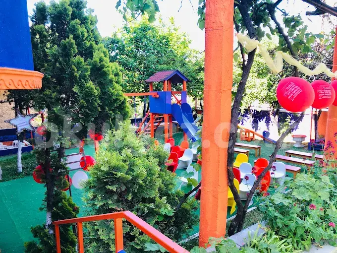 Özel Parlayan Yıldızlar Anaokulu Büyükçekmece Şubesi