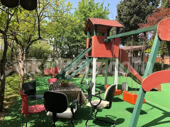 Özel Parlayan Yıldızlar Anaokulu Büyükçekmece Şubesi