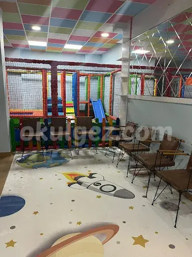 Özel Tepeüstü Minik Kalpler Anaokulu