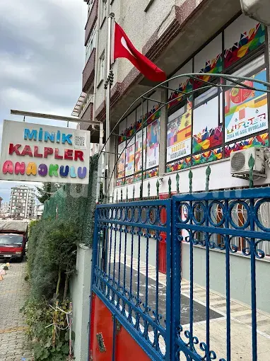 Özel Tepeüstü Minik Kalpler Anaokulu