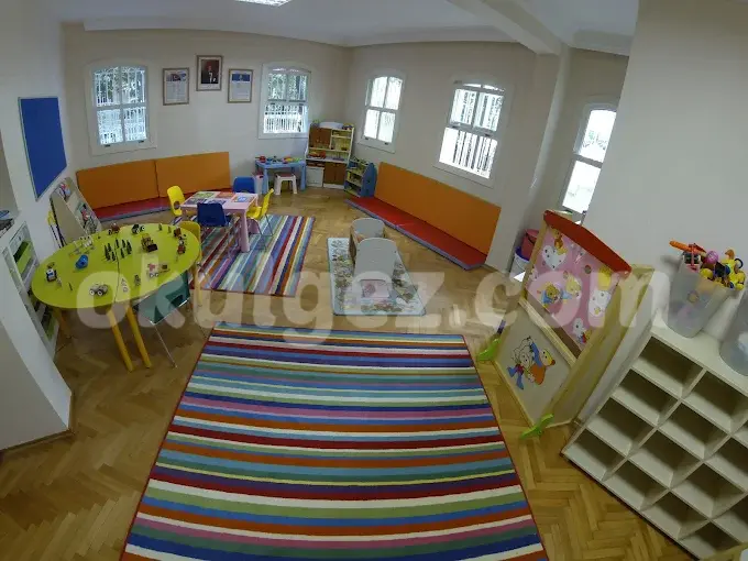 Özel Yeşilköşk Çocuk Evi