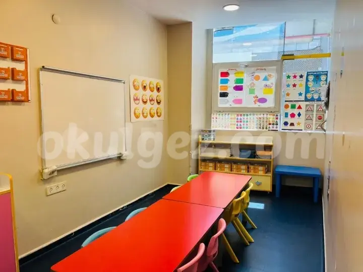 Özel Yıldız Çocuklar Gündüz Bakımevi